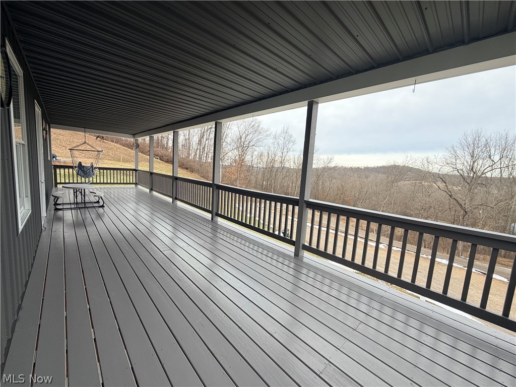 21252 Oxford Road Salesville OH 43773