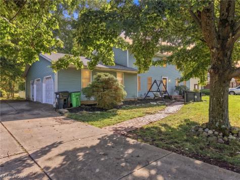 834 Sawmill Trail NE Massillon OH 44646