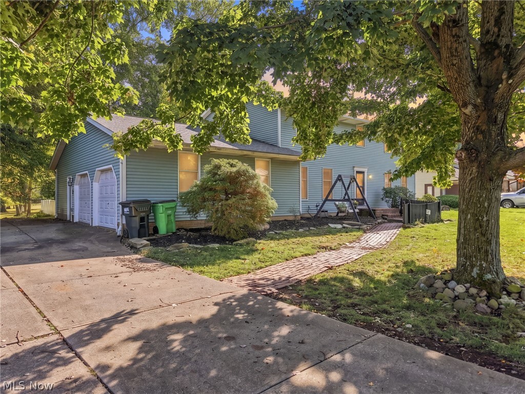 834 Sawmill Trail NE Massillon OH 44646