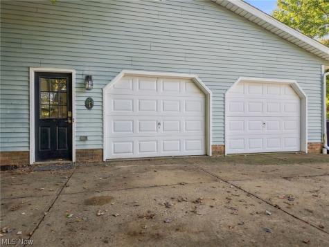 834 Sawmill Trail NE Massillon OH 44646