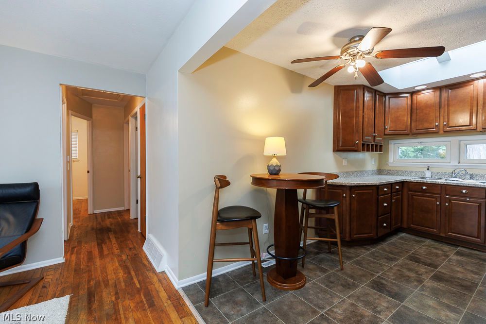 918 Sherwood Drive Elyria OH 44035