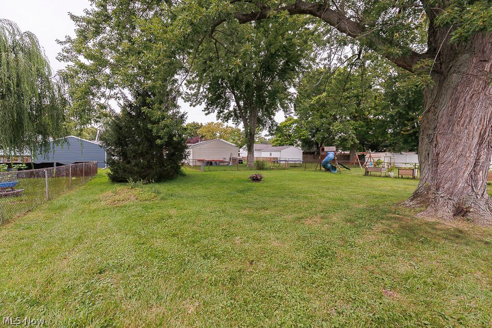 918 Sherwood Drive Elyria OH 44035