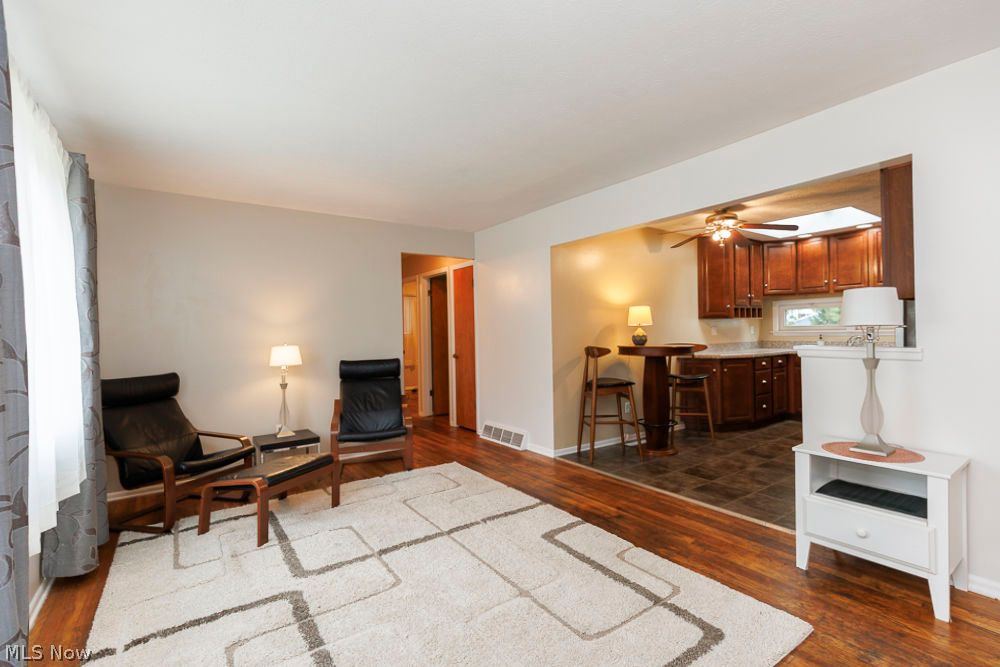 918 Sherwood Drive Elyria OH 44035