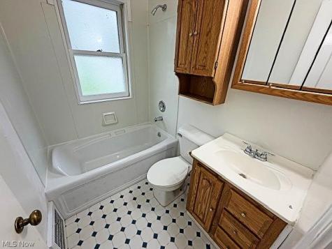 4263 W Anderson Road South Euclid OH 44121