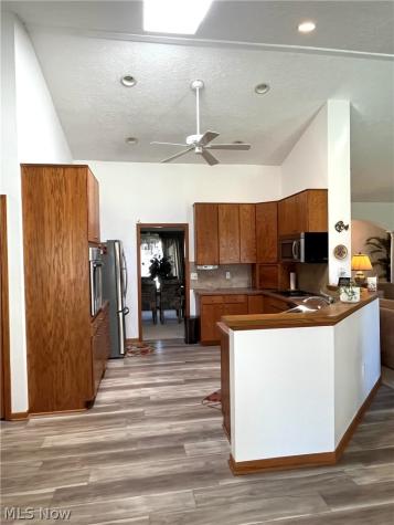 4524 Leawood Drive NE Canton OH 44714