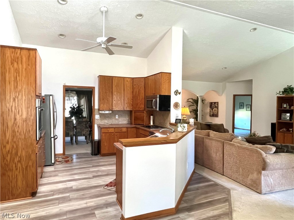 4524 Leawood Drive NE Canton OH 44714