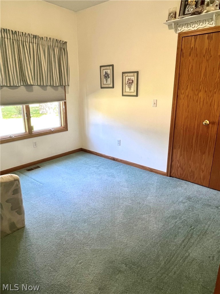 4524 Leawood Drive NE Canton OH 44714