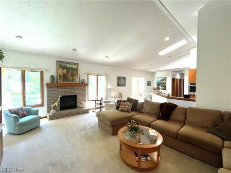 4524 Leawood Drive NE Canton OH 44714