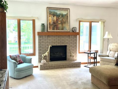 4524 Leawood Drive NE Canton OH 44714
