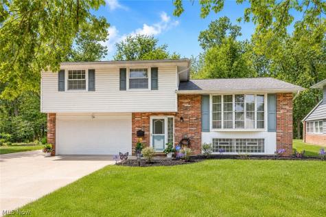 26 Brune Drive Bedford OH 44146