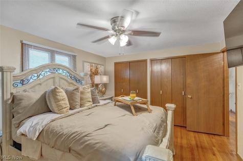 26 Brune Drive Bedford OH 44146