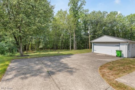 26 Brune Drive Bedford OH 44146