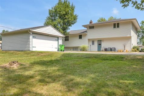 26 Brune Drive Bedford OH 44146