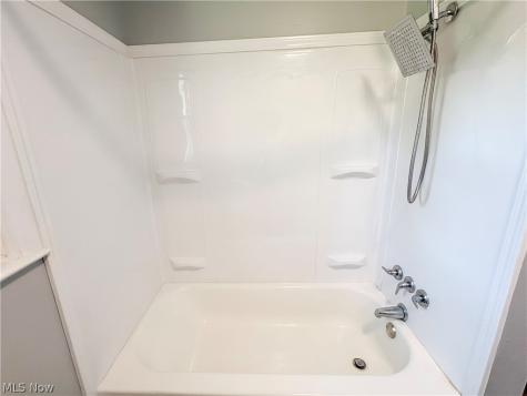 6727 Amsel Avenue NE Canton OH 44721