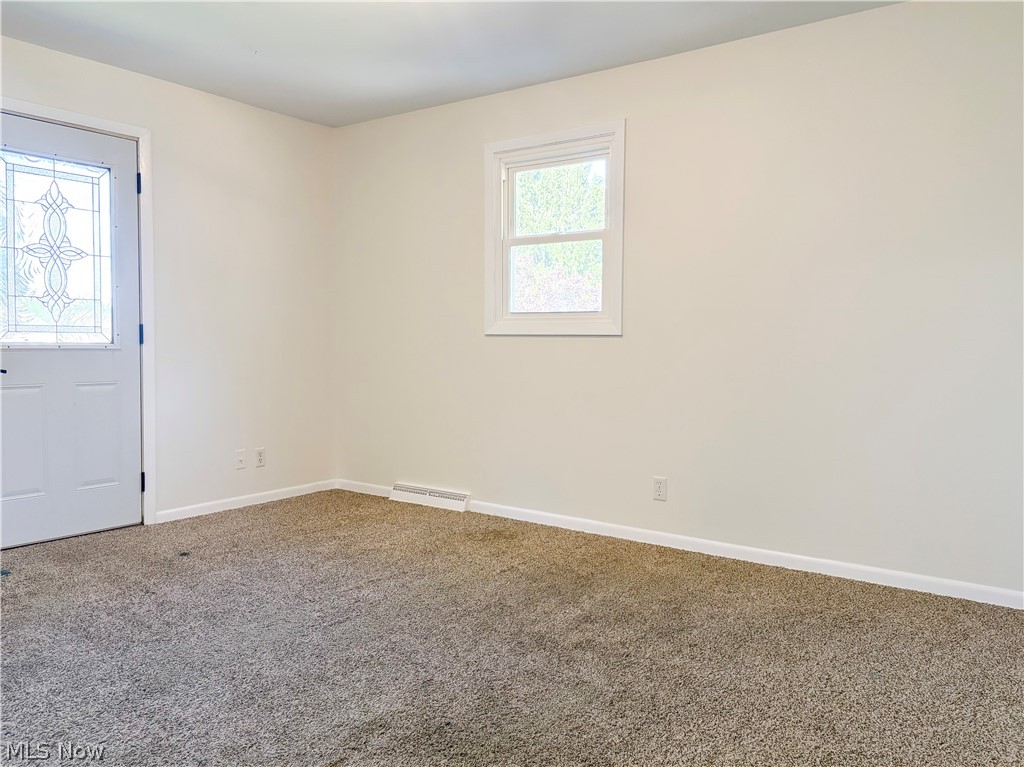 6727 Amsel Avenue NE Canton OH 44721