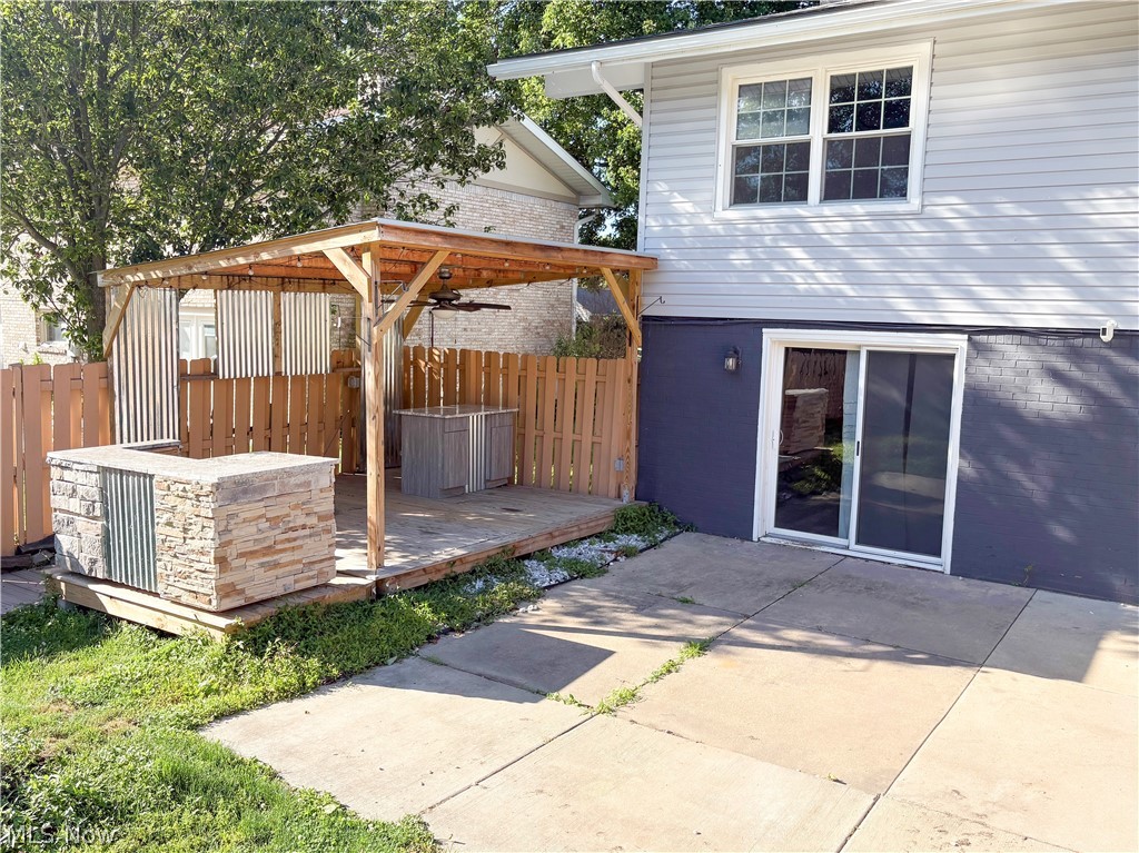 6727 Amsel Avenue NE Canton OH 44721