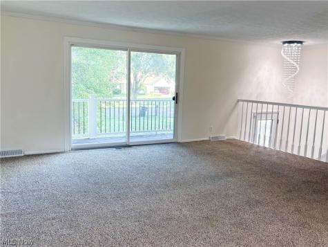 6727 Amsel Avenue NE Canton OH 44721