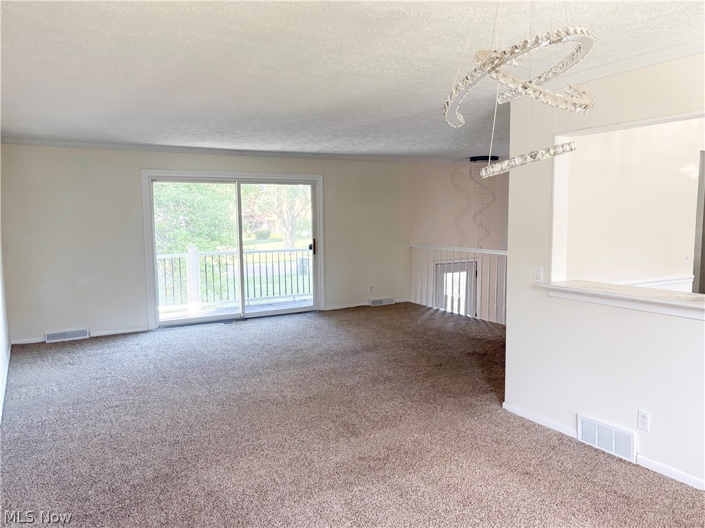 6727 Amsel Avenue NE Canton OH 44721