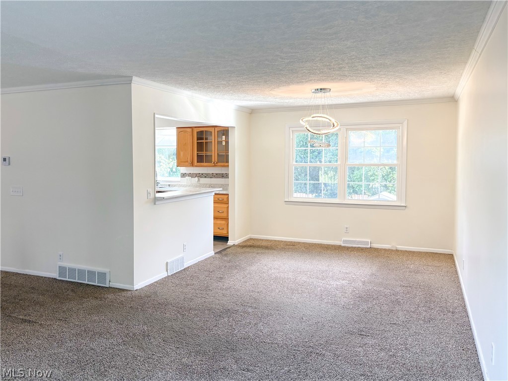 6727 Amsel Avenue NE Canton OH 44721