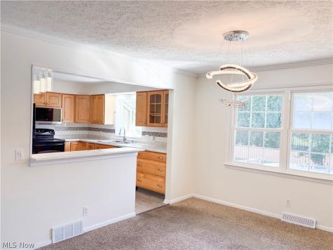 6727 Amsel Avenue NE Canton OH 44721