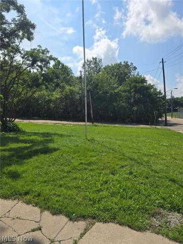 212 E Miller Avenue Akron OH 44301