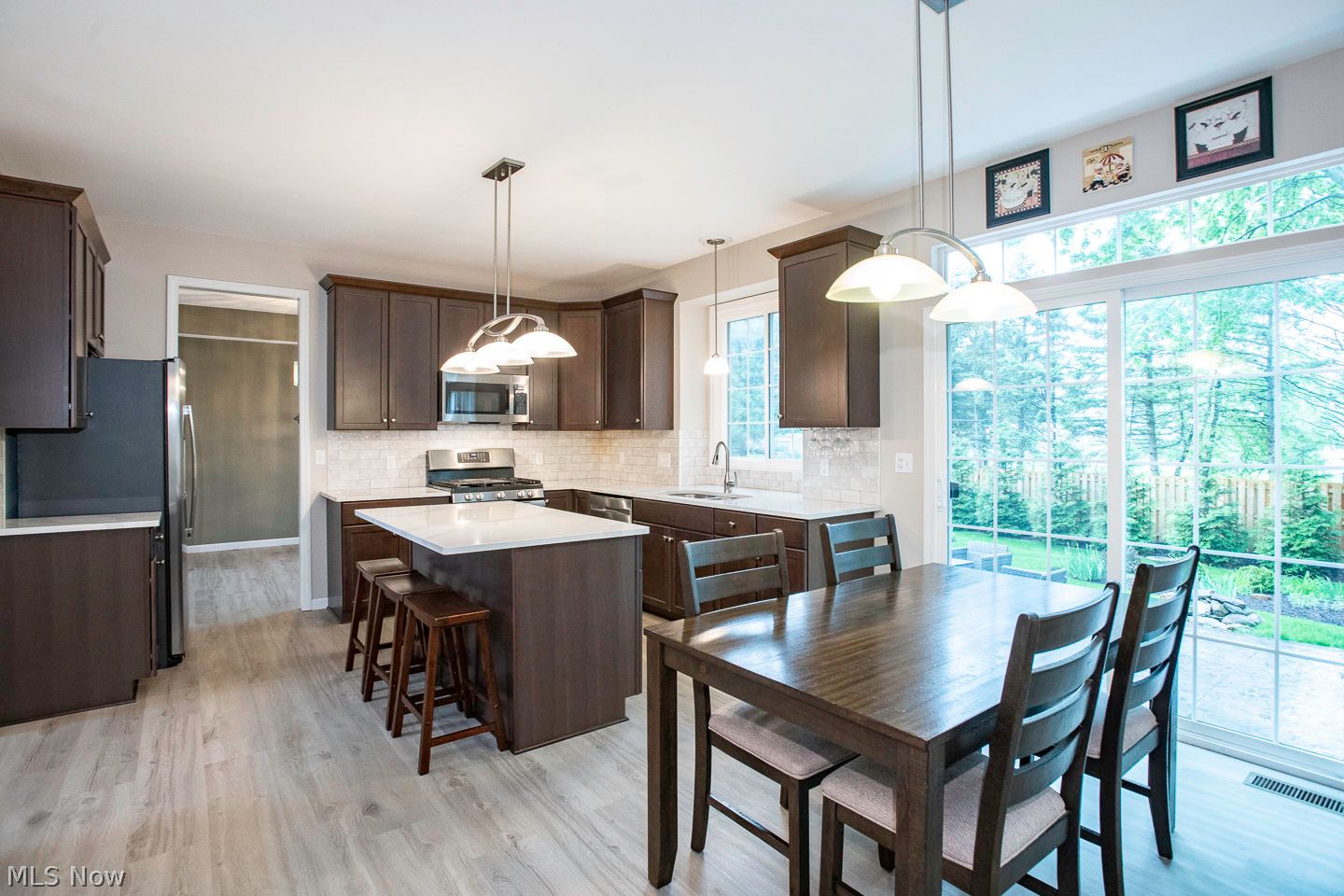 17846 Lyon Lane Strongsville OH 44149