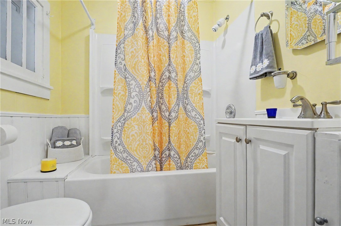452 Market Street E Canal Fulton OH 44614