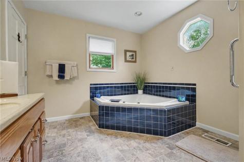 452 Market Street E Canal Fulton OH 44614