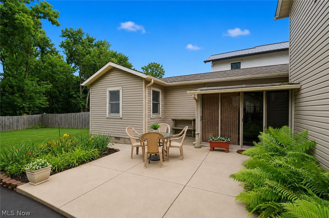 452 Market Street E Canal Fulton OH 44614