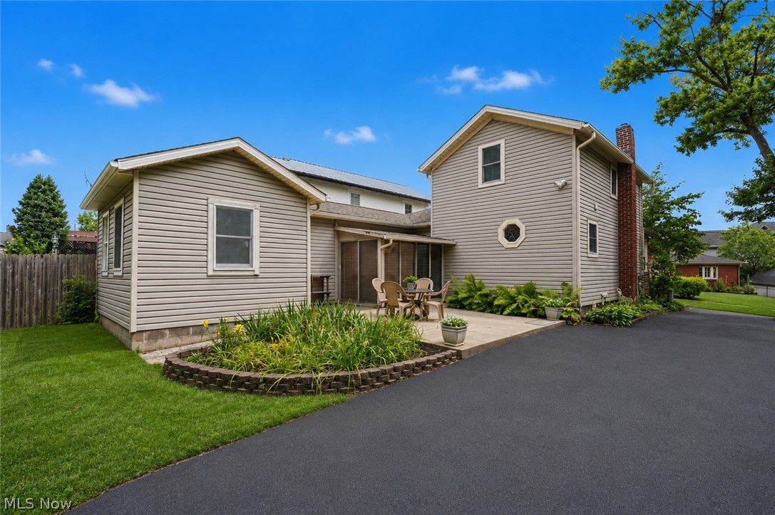 452 Market Street E Canal Fulton OH 44614