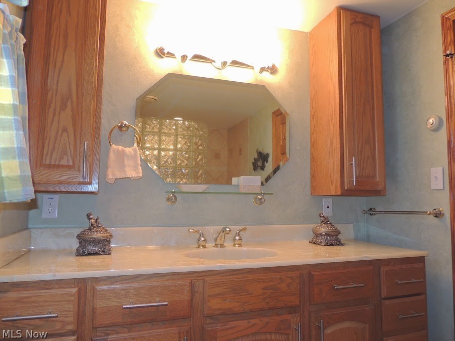 23781 Columbus Road Bedford Heights OH 44146