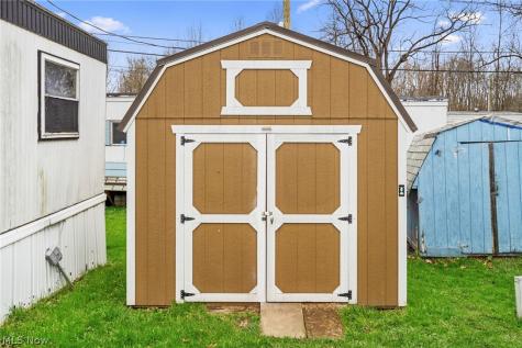 3354 Hilton Street NW Massillon OH 44646