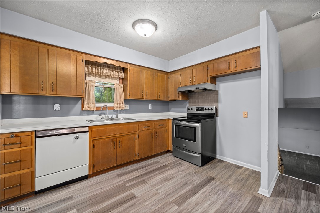 28702 Lake Shore Boulevard Willowick OH 44095