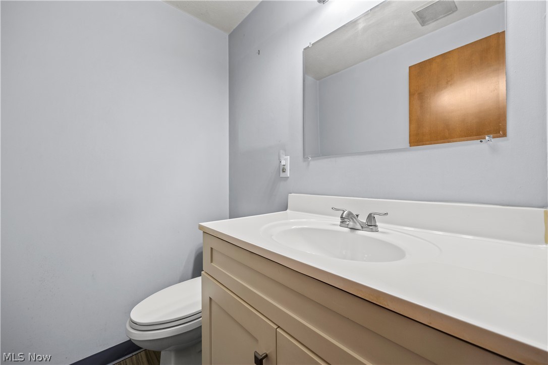 28702 Lake Shore Boulevard Willowick OH 44095