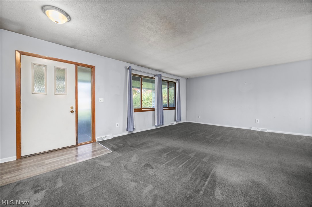 28702 Lake Shore Boulevard Willowick OH 44095