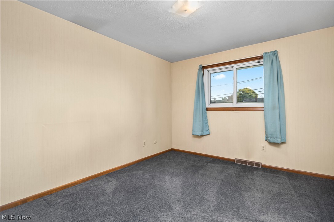 28702 Lake Shore Boulevard Willowick OH 44095