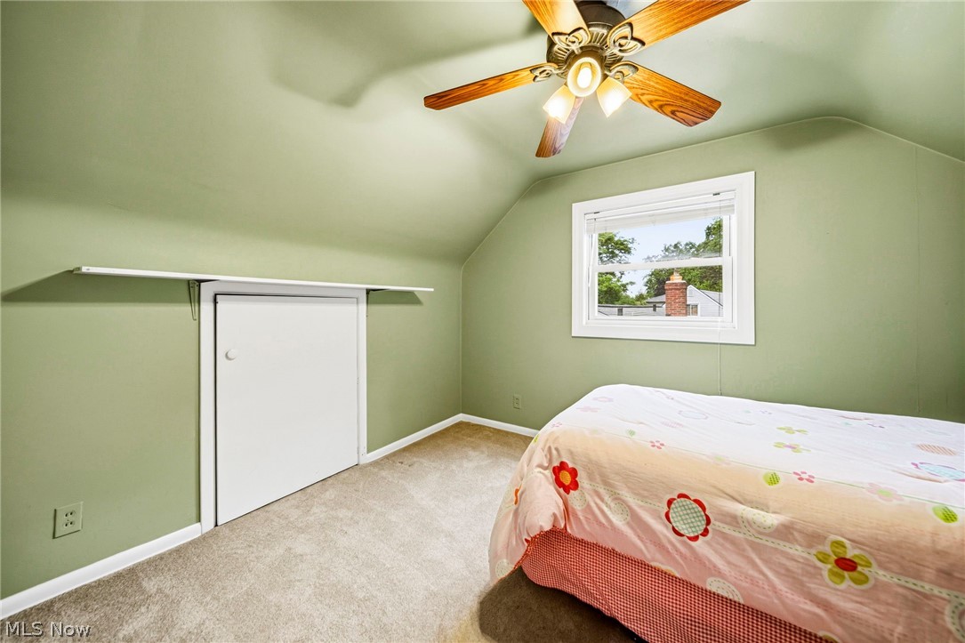 5117 Thornbury Road Lyndhurst OH 44124