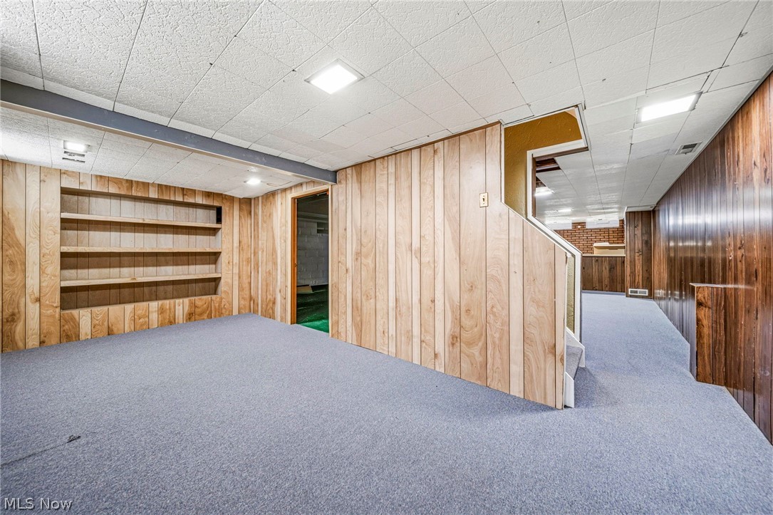 5117 Thornbury Road Lyndhurst OH 44124