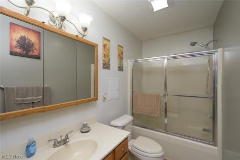 466 Fritsch Avenue Akron OH 44312
