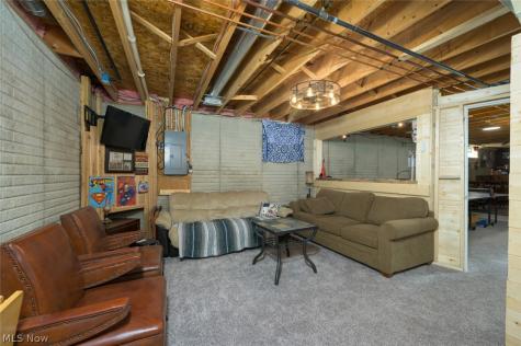 466 Fritsch Avenue Akron OH 44312