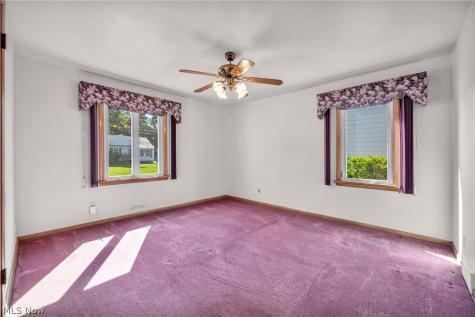 2218 Larchmont Drive Wickliffe OH 44092