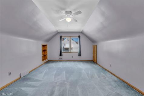 2218 Larchmont Drive Wickliffe OH 44092