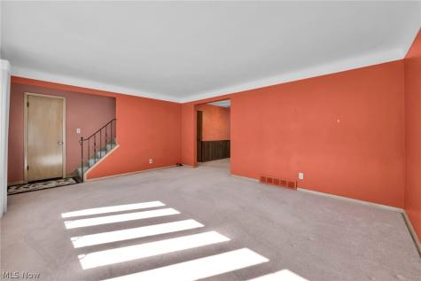 2218 Larchmont Drive Wickliffe OH 44092
