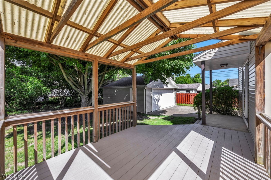 2218 Larchmont Drive Wickliffe OH 44092