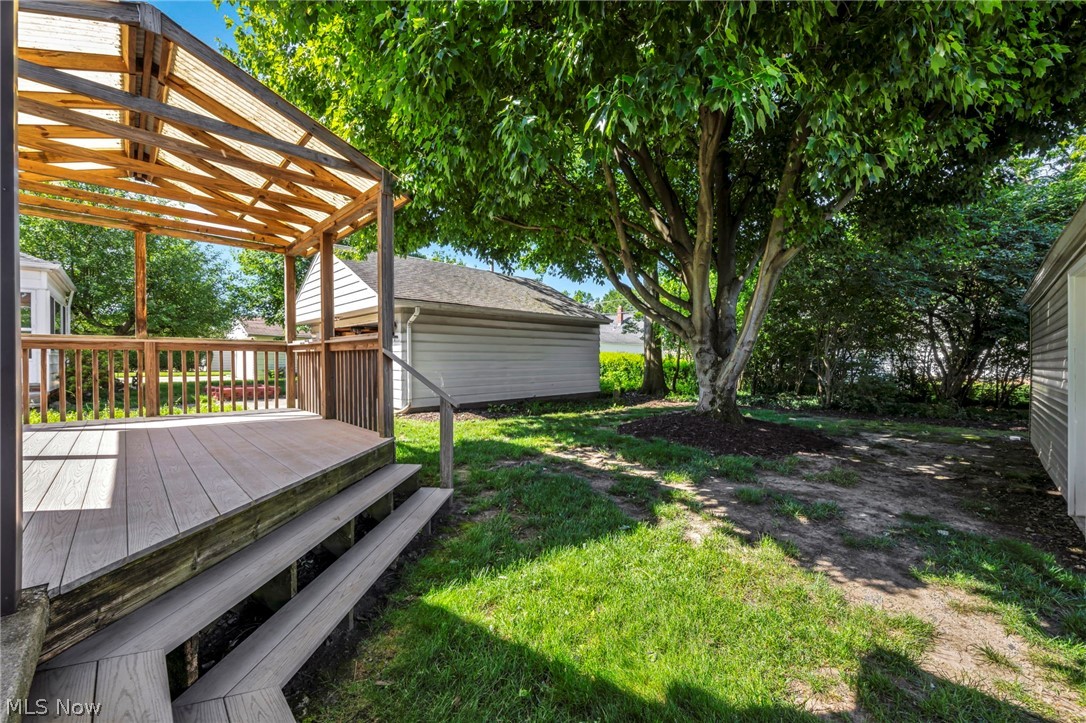 2218 Larchmont Drive Wickliffe OH 44092