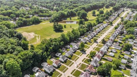 2218 Larchmont Drive Wickliffe OH 44092