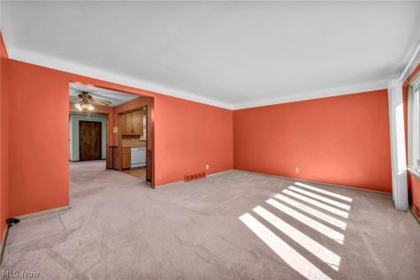 2218 Larchmont Drive Wickliffe OH 44092