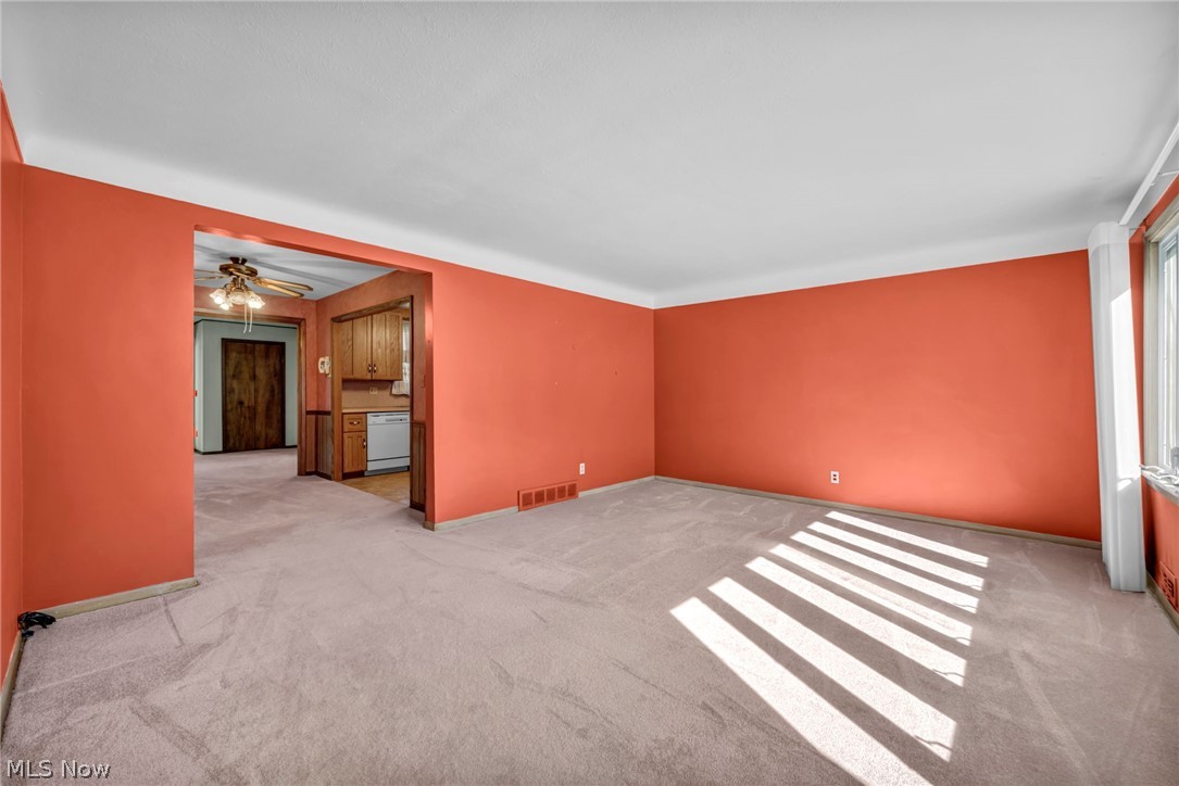 2218 Larchmont Drive Wickliffe OH 44092