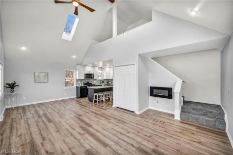 33418 Lake Shore Boulevard Willowick OH 44095