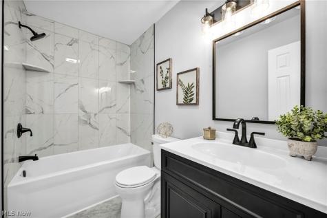 33418 Lake Shore Boulevard Willowick OH 44095
